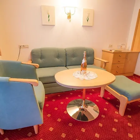 Haus Markus 住宿加早餐酒店 3*