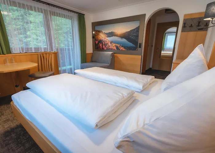 Haus Markus Bed & Breakfast Tux