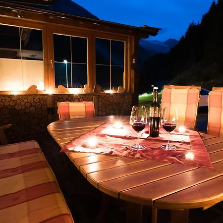 Oda ve Kahvaltı Haus Markus 3*