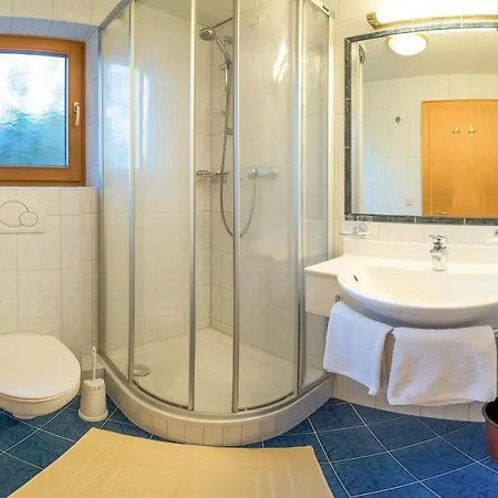 Haus Markus Bed & Breakfast *