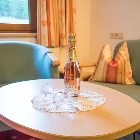 Oda ve Kahvaltı Haus Markus Tux